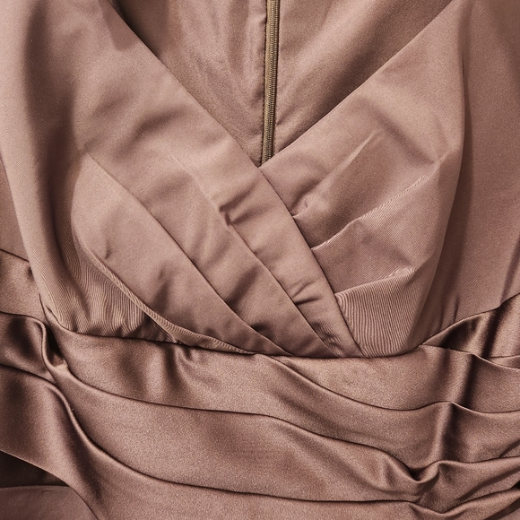 Davids Bridal Size 18 Lapis(?)Knee-length dress Style F12723 - Picture 3 of 4